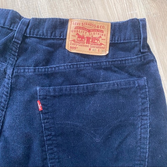 Levi’s 505 Regular Fit Straight Leg Corduroy Pants - Picture 9 of 10